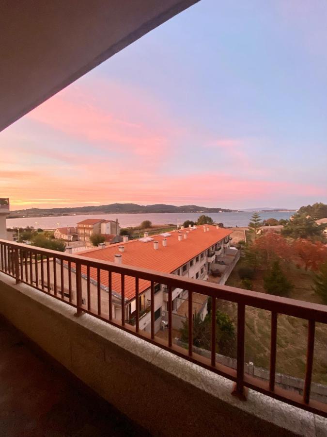 Apartamentos A Lanzada Pontevedra Exterior photo